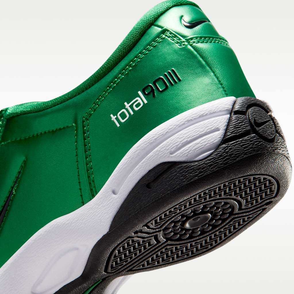 Nike Total 90 Women's Shoes - Pine Green/White/Black