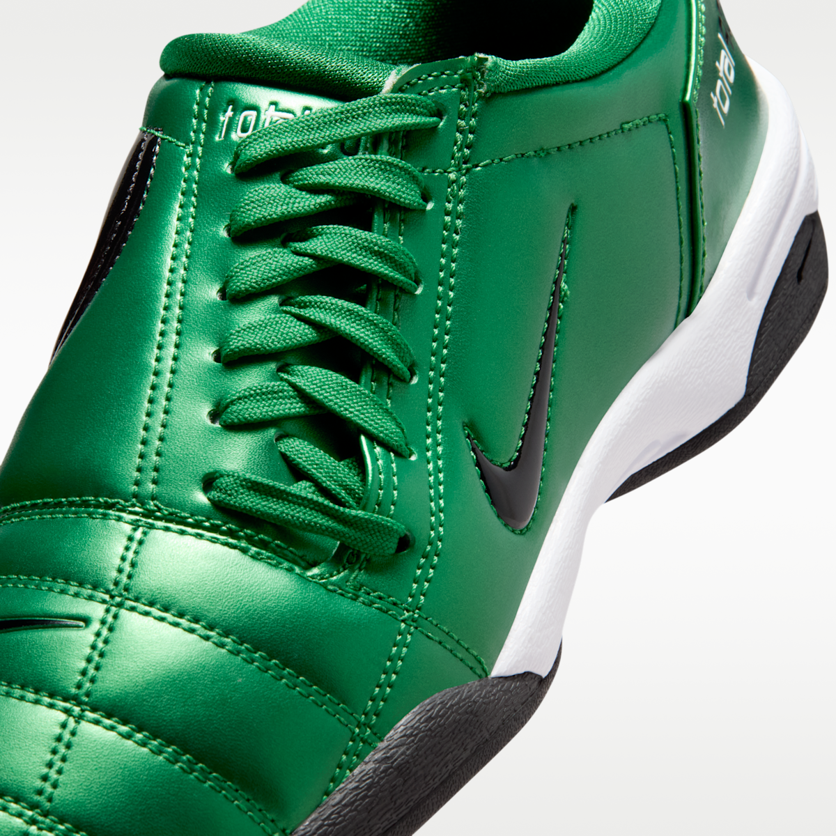 Nike Total 90 Women's Shoes - Pine Green/White/Black