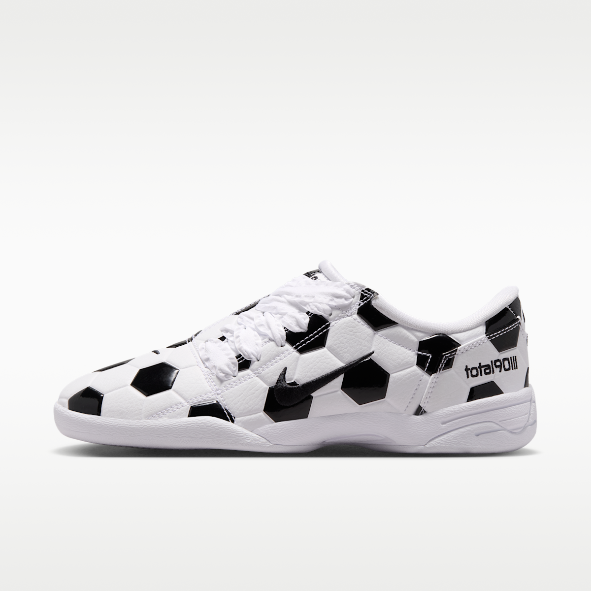 Nike Total 90 Women's Shoes - White/Black