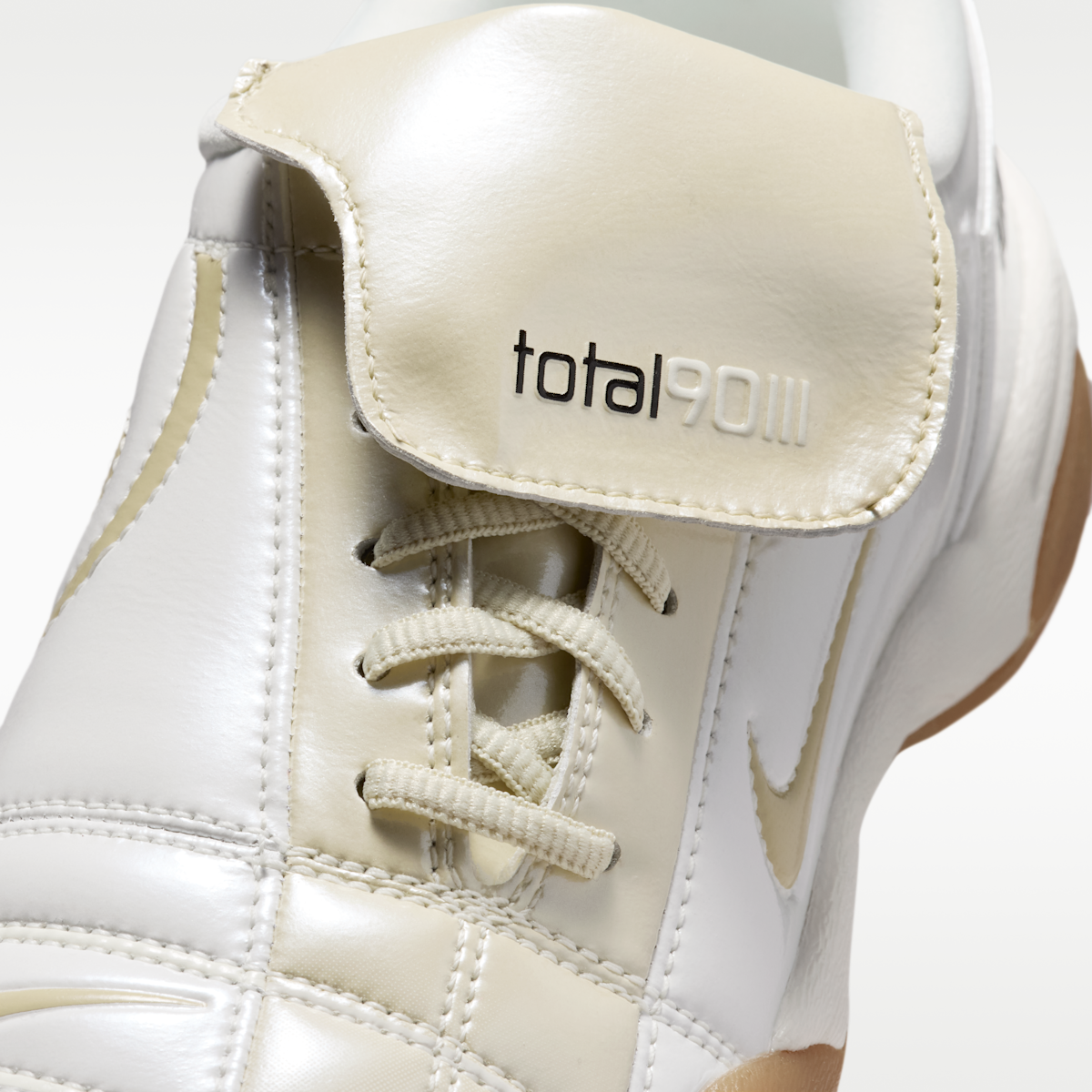 Nike Total 90 SE Women's Shoes - Sail/Gum Light Brown/Black/Light Khaki
