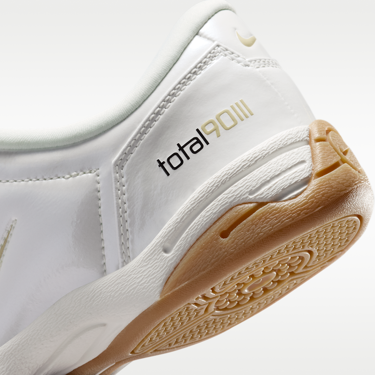 Nike Total 90 SE Women's Shoes - Sail/Gum Light Brown/Black/Light Khaki