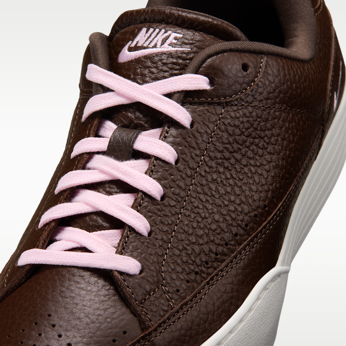 Nike Tennis Centre Women's Shoes - Baroque Brown/Sail/Pink Foam