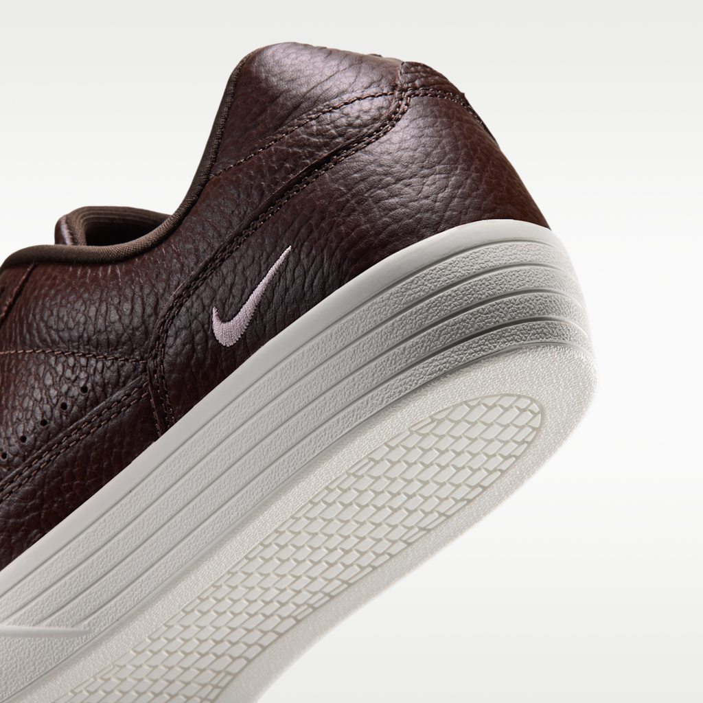 Nike Tennis Centre Women's Shoes - Baroque Brown/Sail/Pink Foam