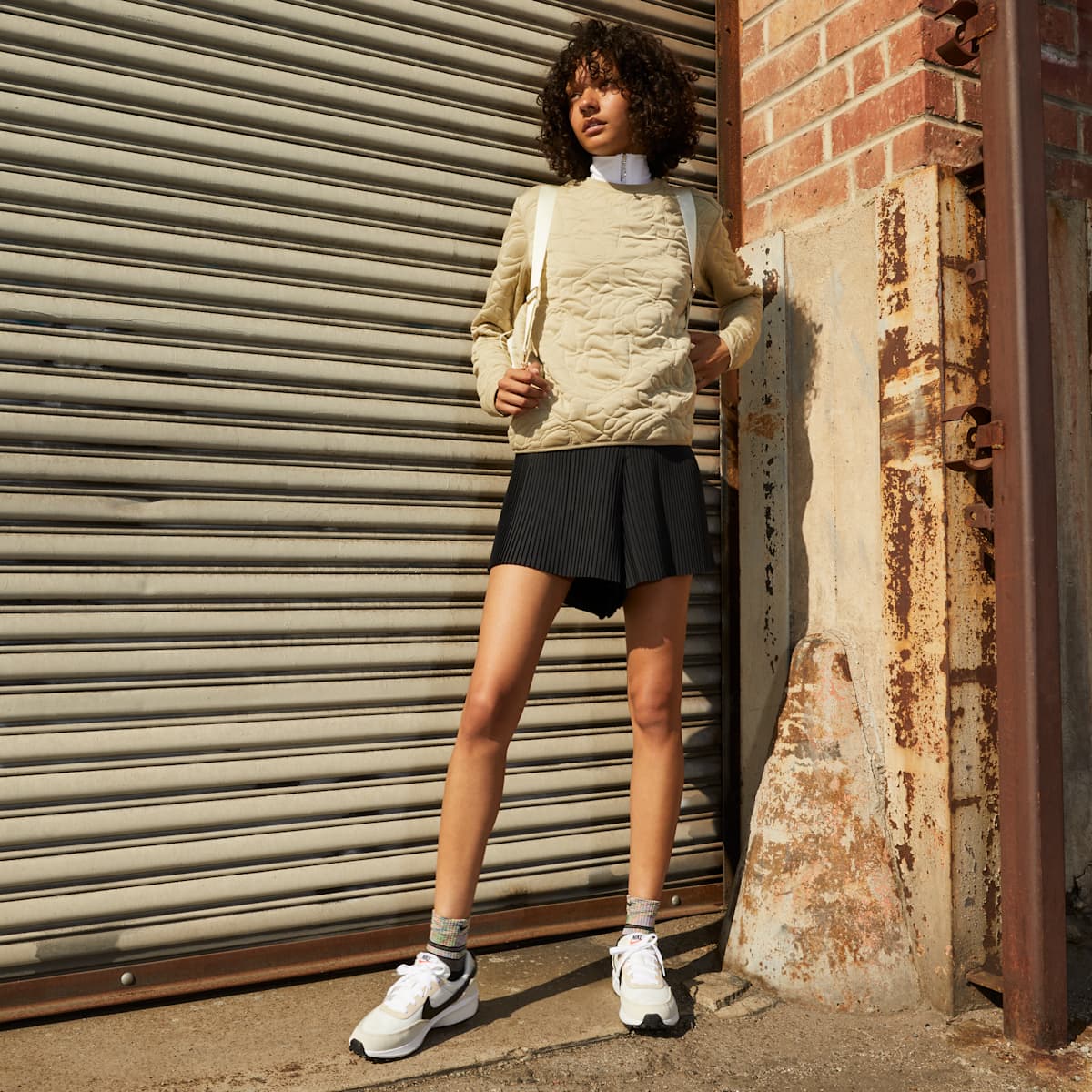Nike Waffle Debut Women's Shoes - Sanddrift/Phantom/White/Black