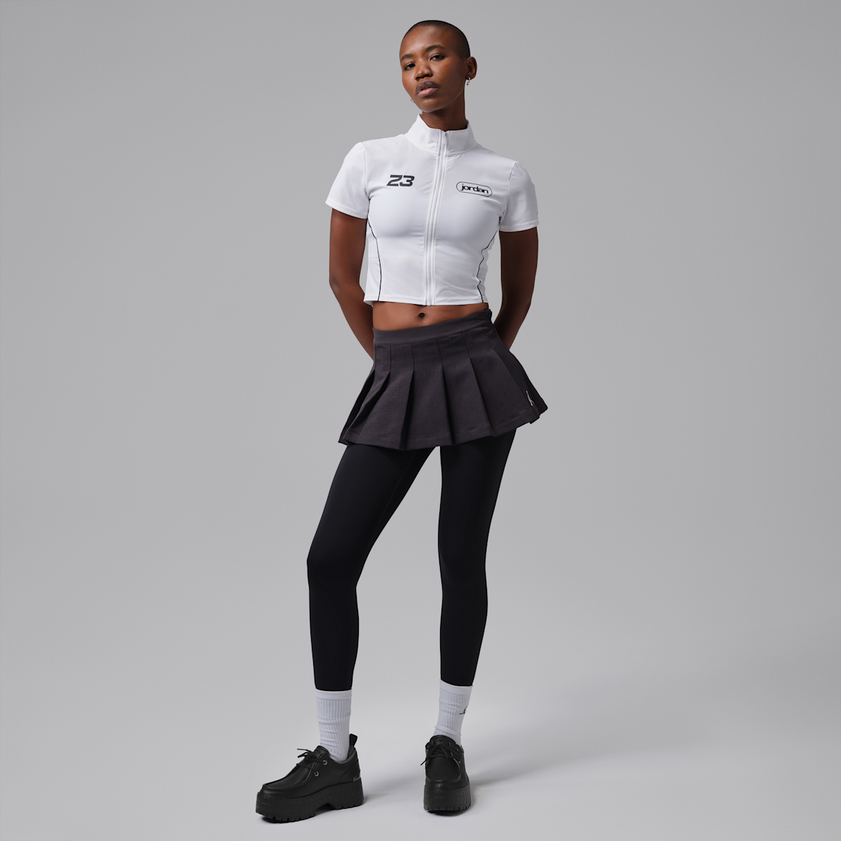 Air Jordan 1 Brooklyn Low Women's Shoes - Black/Metallic Silver