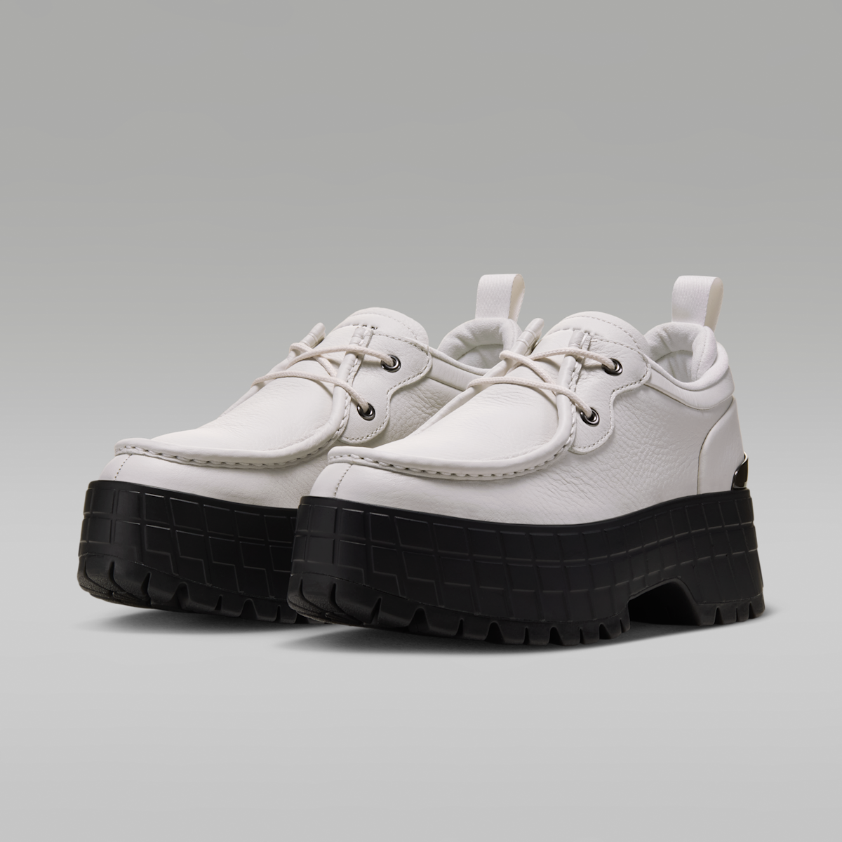 Air Jordan 1 Brooklyn Low Women's Shoes - Swan/Metallic Silver/Black