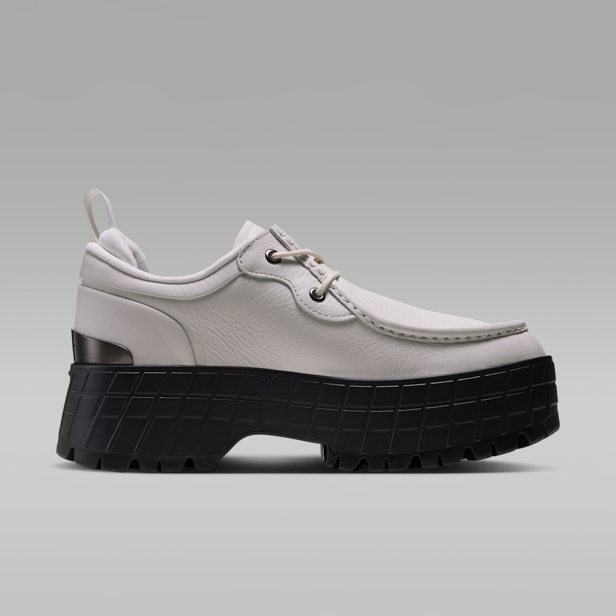 Air Jordan 1 Brooklyn Low Women's Shoes - Swan/Metallic Silver/Black