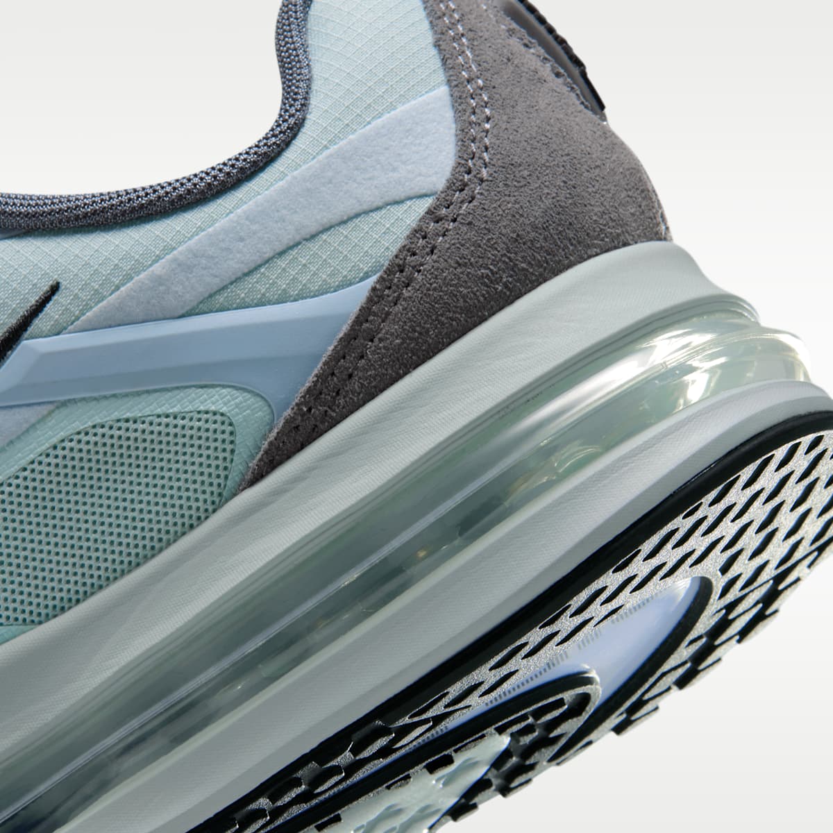 Nike Air Max Metro Women's Shoes - Fiberglass/Blue Tint/Smoke Grey/Black - Image 8