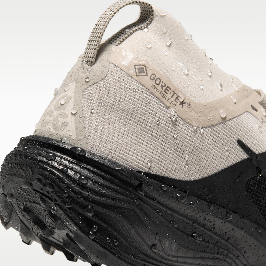 ACG Pegasus Trail GORE-TEX Women's Waterproof Trail Running Shoes - Cream II/Burgundy Crush/Black