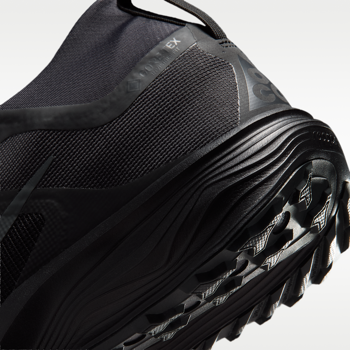 ACG Pegasus Trail GORE-TEX Women's Waterproof Trail Running Shoes - Black/Summit White/Anthracite
