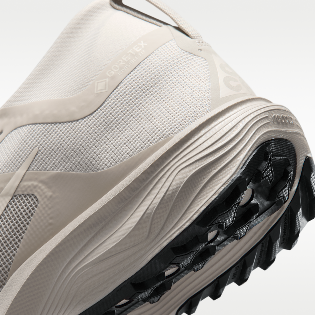 ACG Pegasus Trail GORE-TEX Women's Waterproof Trail Running Shoes - Cream II/Light Orewood Brown