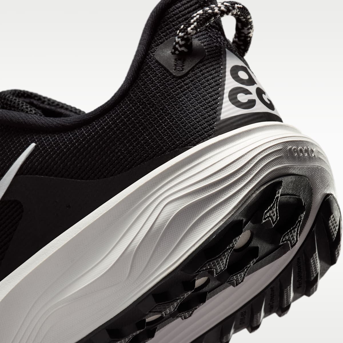 Nike ACG Pegasus Trail Women's Trail Running Shoes - Black/Anthracite/Summit White