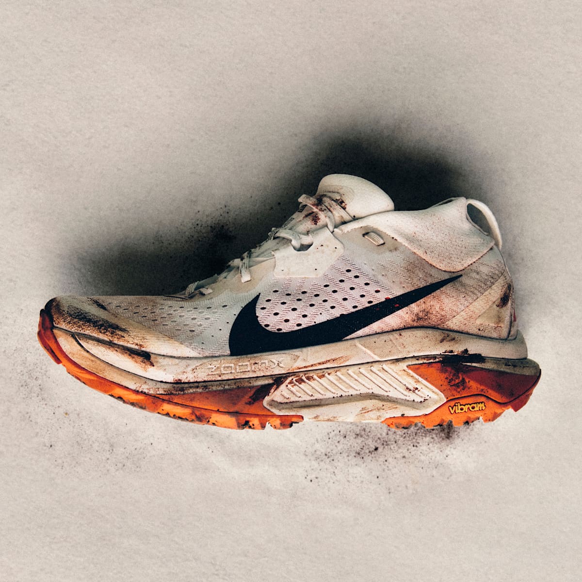 ACG Zegama Trail Women's Trail Running Shoes - Summit White/Phantom/Safety Orange/Black