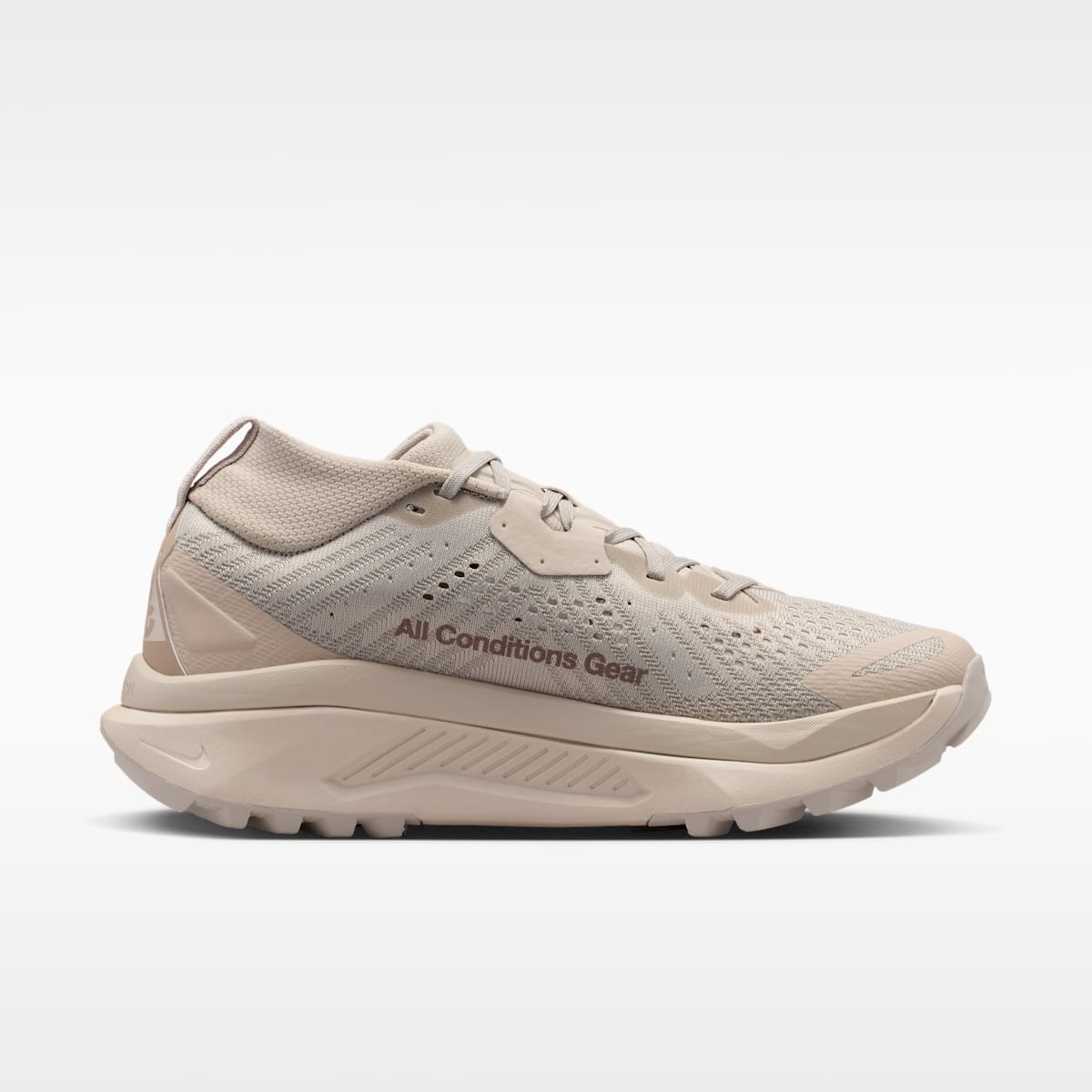 ACG Zegama Trail Women's Trail Running Shoes - Cream II/Safety Orange/Light Orewood Brown