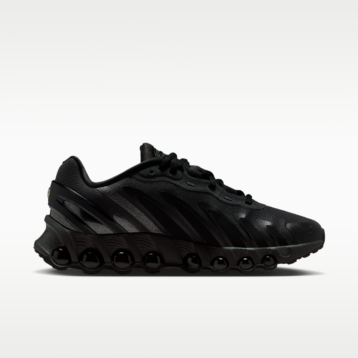 Nike Air Max Dn8 Women's Shoes - Black/Anthracite/Black