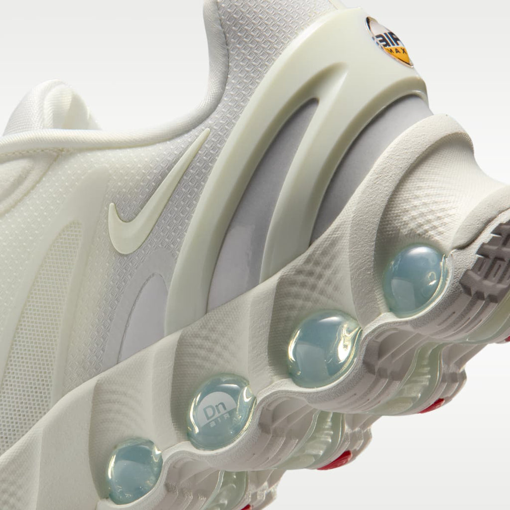 Nike Air Max Dn8 Women's Shoes - Sail/White/Black