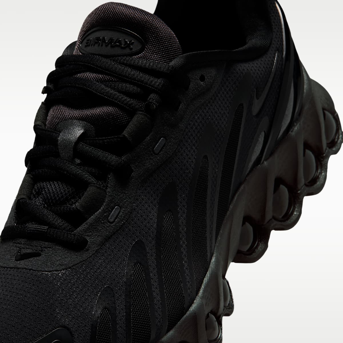 Nike Air Max Dn8 Women's Shoes - Black/Anthracite/Black