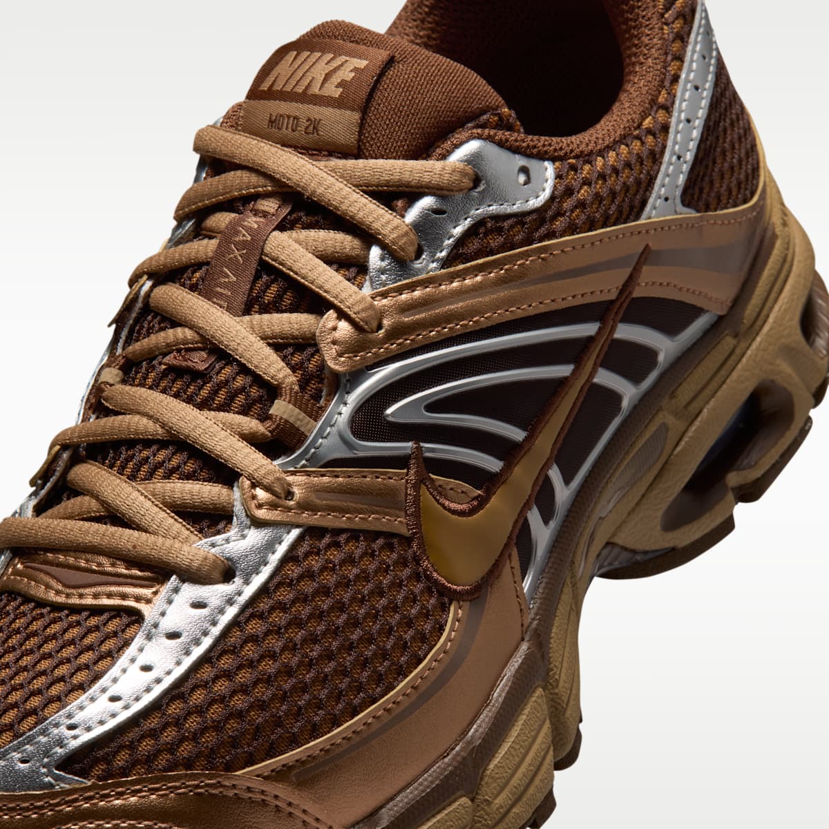 Nike Air Max Moto 2K Women's Shoes with Reflective Accents - Light British Tan/Cacao Wow/Metallic Silver/Dark Driftwood
