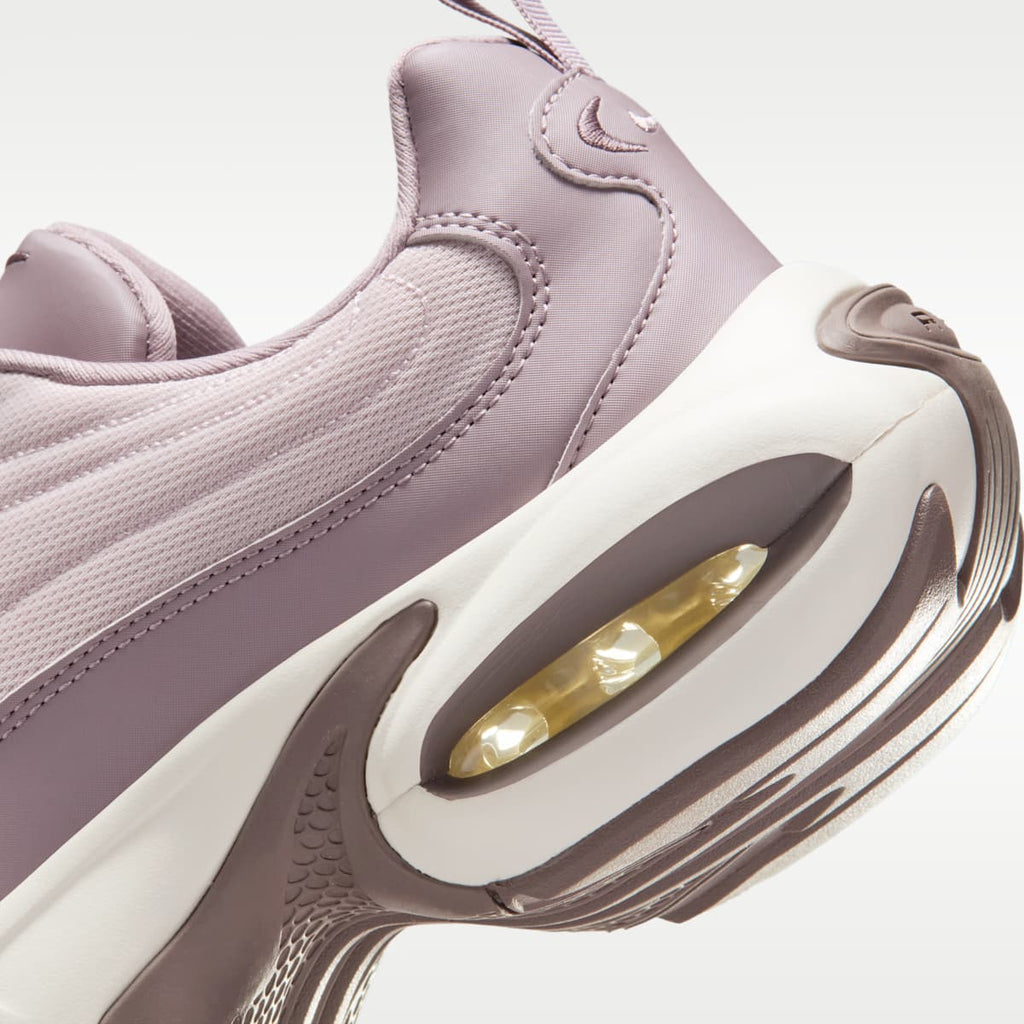 Nike Air Max Portal Women's Shoes - Platinum Violet/Light Violet Ore/Sail/Violet Ore