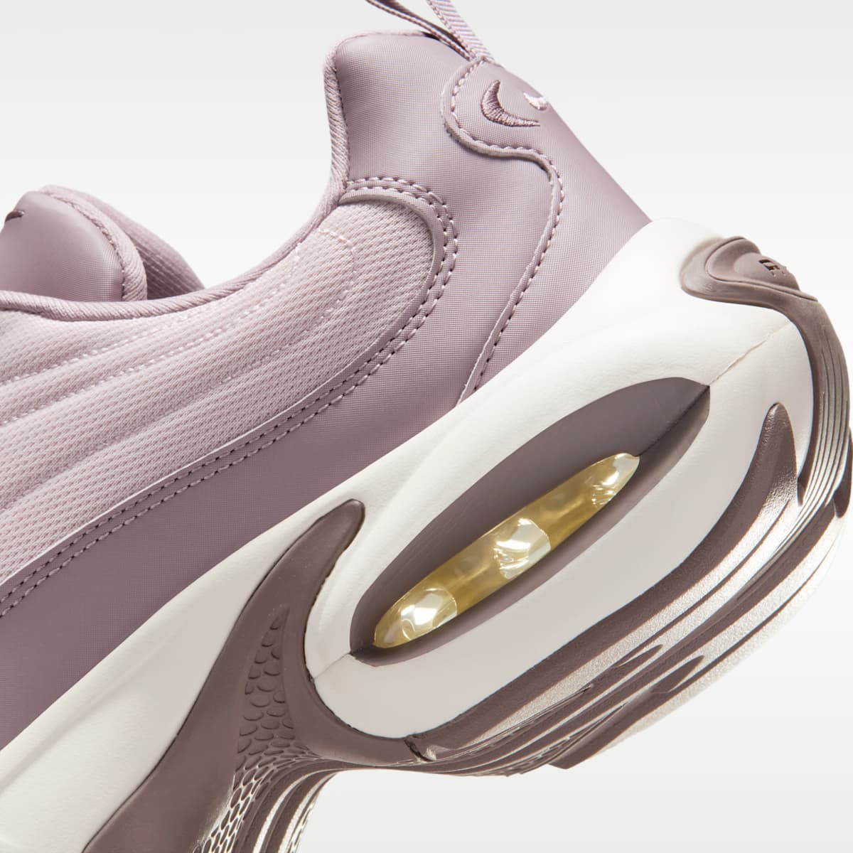 Nike Air Max Portal Women's Shoes - Platinum Violet/Light Violet Ore/Sail/Violet Ore