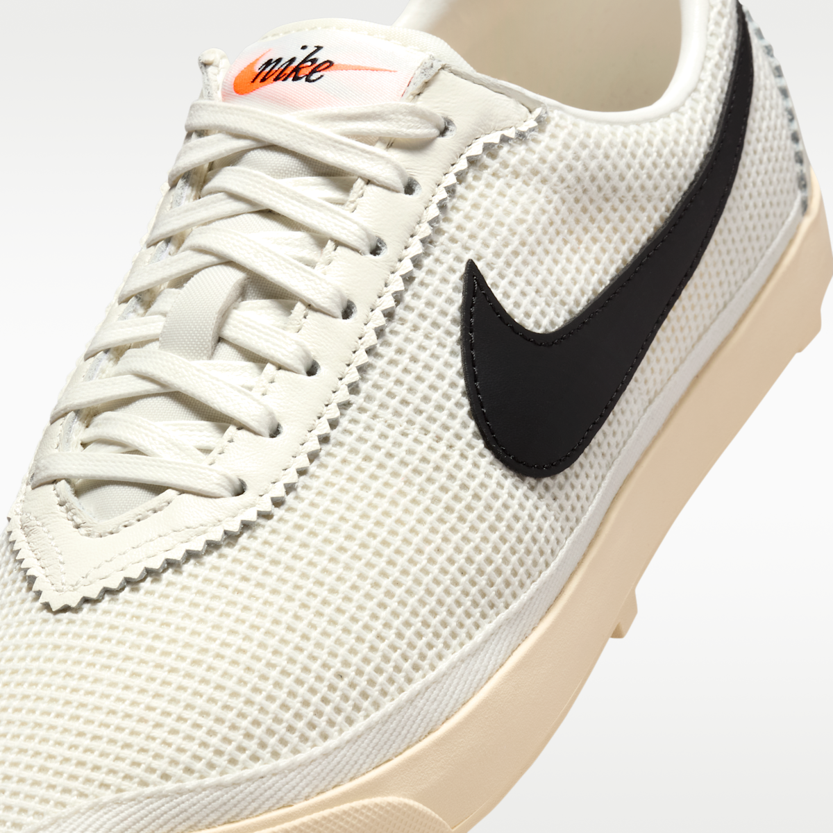 Nike Astrograbber Textile Women's Shoes - Sail/Muslin/Black