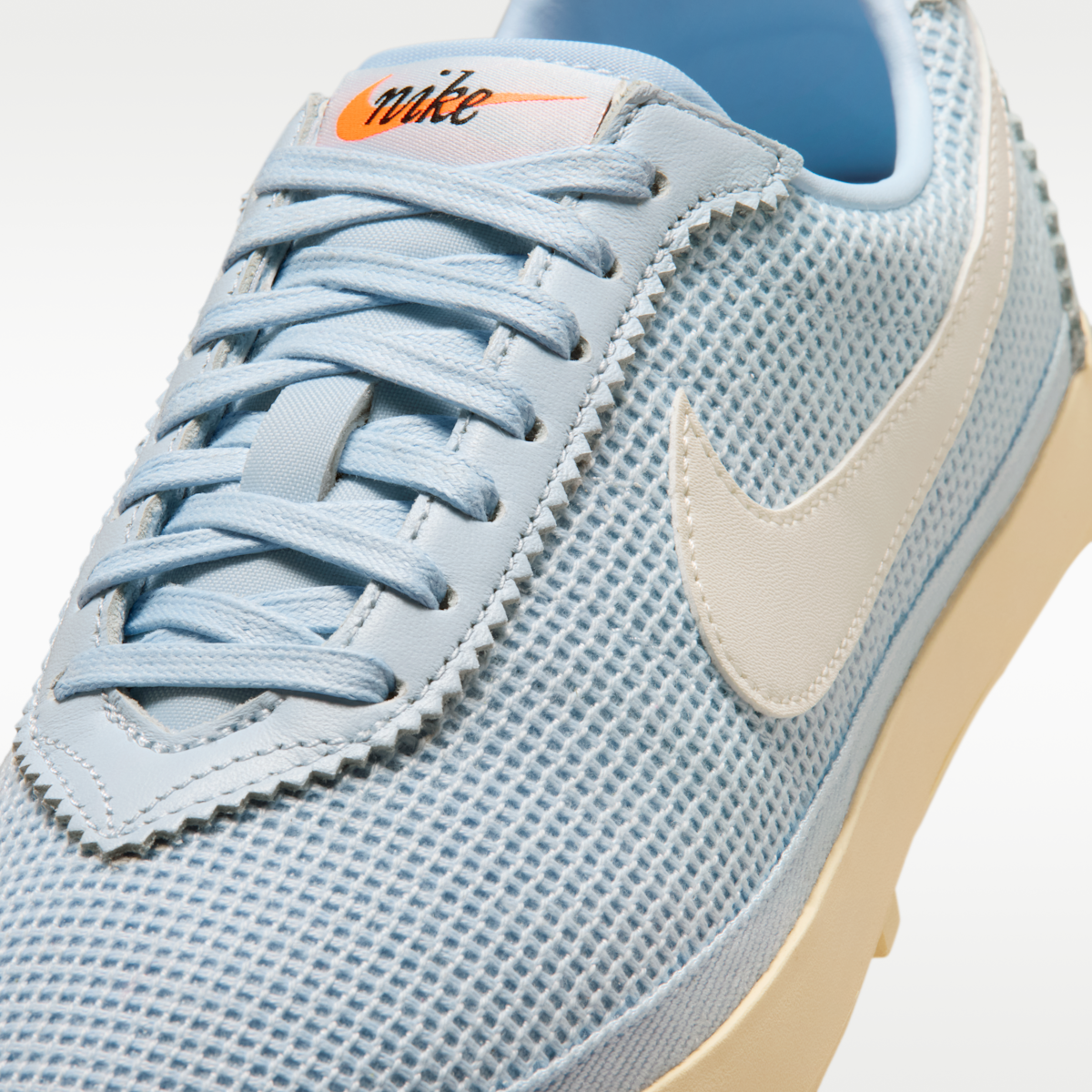 Nike Astrograbber Textile Women's Shoes - Hydrogen Blue/Muslin/Sail