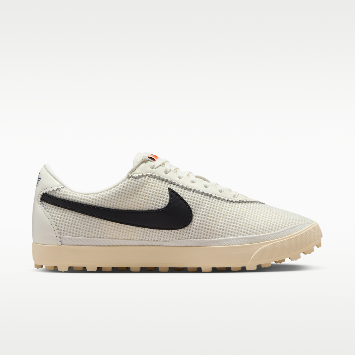Nike Astrograbber Textile Women's Shoes - Sail/Muslin/Black