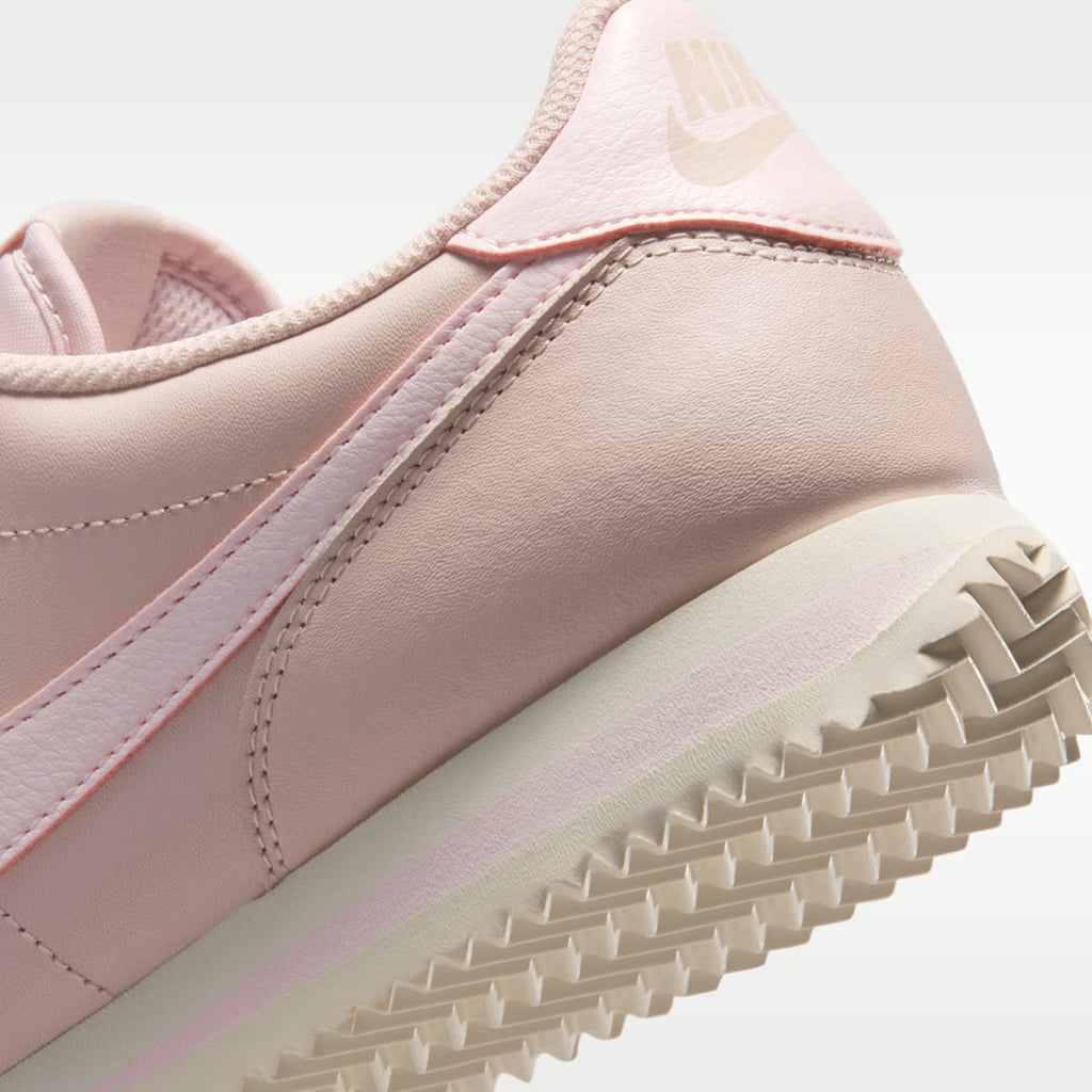 Nike Cortez Leather Women's Shoes - Silt Red/Sail/Pearl Pink
