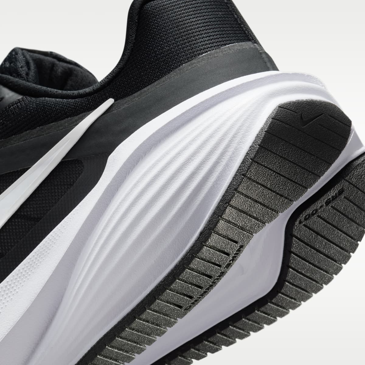 Nike Downshifter 14 Women's Road Running Shoe - Black/Anthracite/Wolf Grey/White