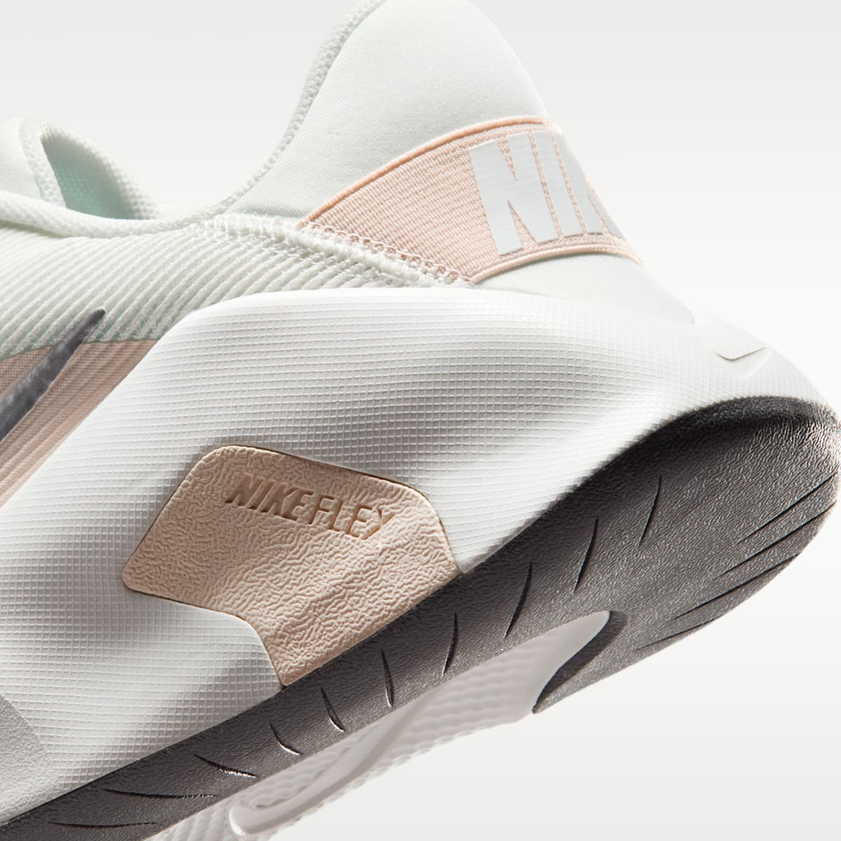 Nike Flex Train Women's Workout Shoes - Sail/Chalk/Pencil Point/White