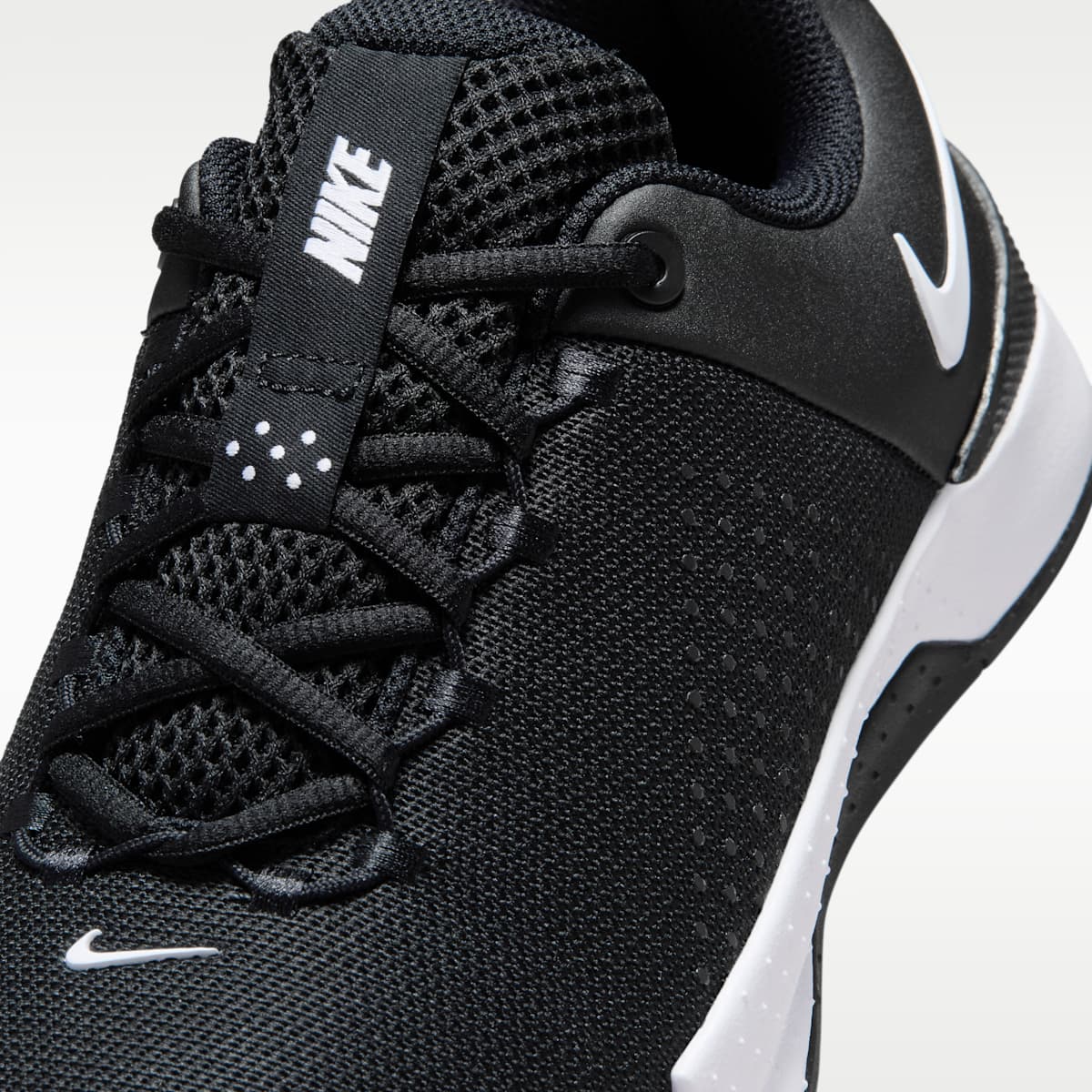 Nike MC Trainer 4 Women's Training Shoes - Black/White