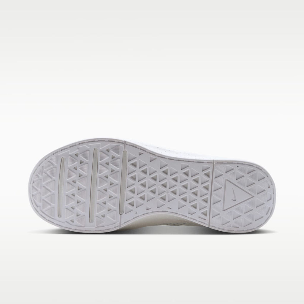 Nike MC Trainer 4 Women's Training Shoes - Summit White/Palest Purple/Purple Pulse