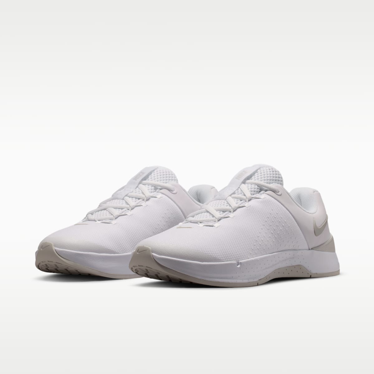 Nike MC Trainer 4 Women's Training Shoes - White/Photon Dust