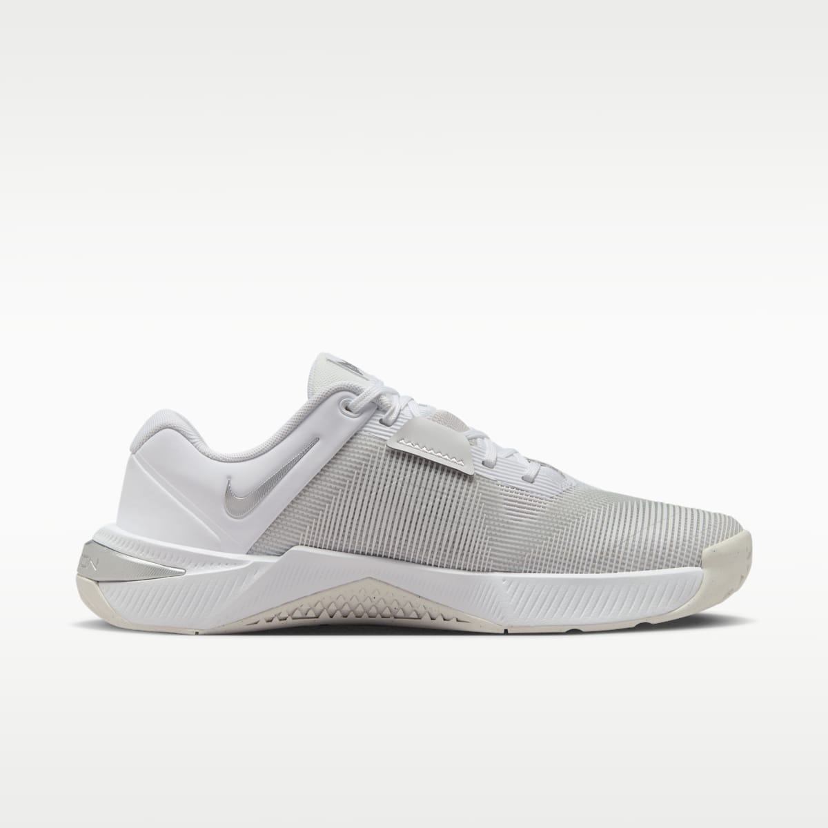 Nike Metcon 10 Women's Training Shoes - White/Platinum Tint/Wolf Grey/Metallic Silver