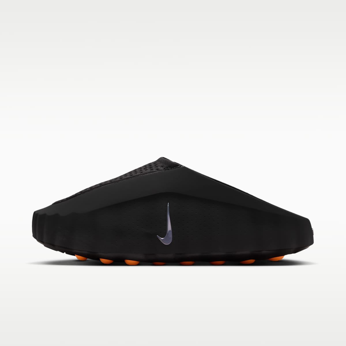 Nike Mind 001 Women's Pregame Mules - Black/Hyper Crimson/White/Chrome