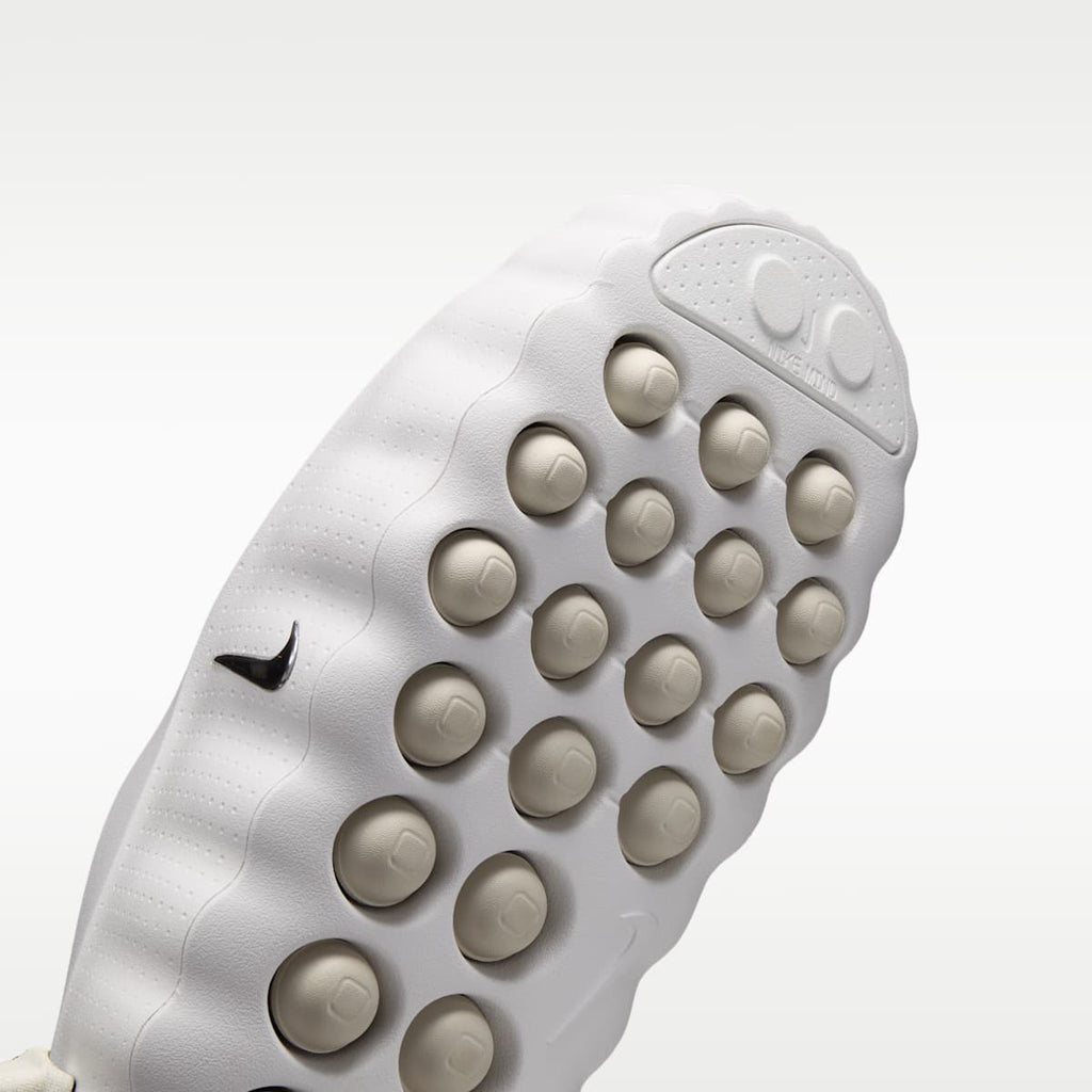 Nike Mind 001 Women's Pregame Mules - Summit White/Phantom/Light Orewood Brown/Metallic Silver