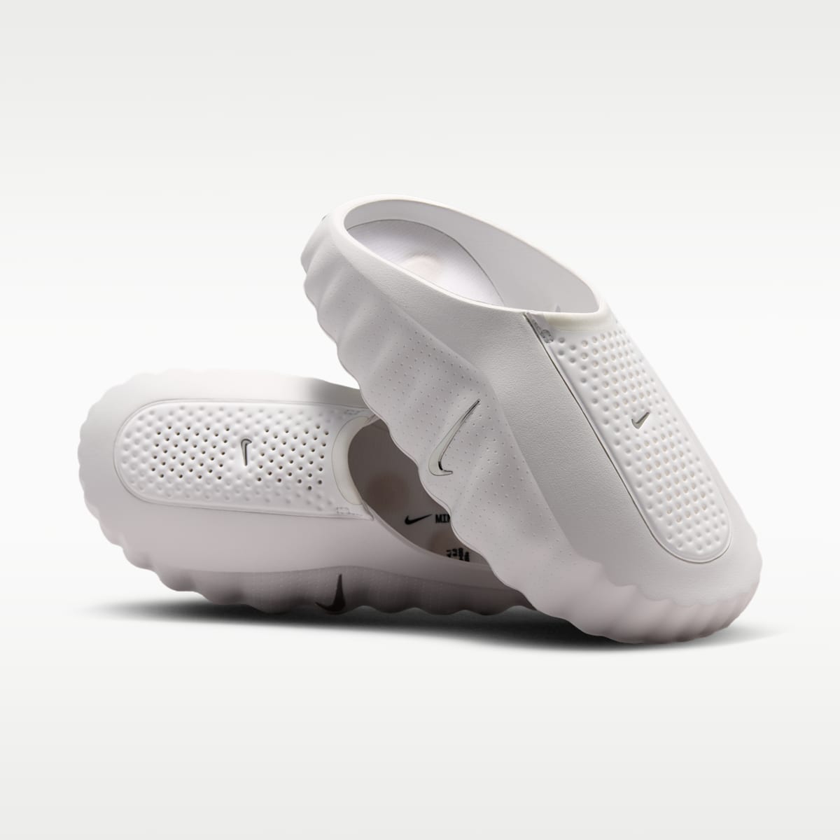 Nike Mind 001 Women's Pregame Mules - Summit White/Phantom/Light Orewood Brown/Metallic Silver