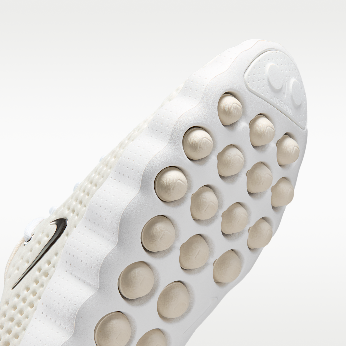 Nike Mind 002 Women's Pregame Shoes - Summit White/Phantom/Light Orewood Brown/Metallic Silver