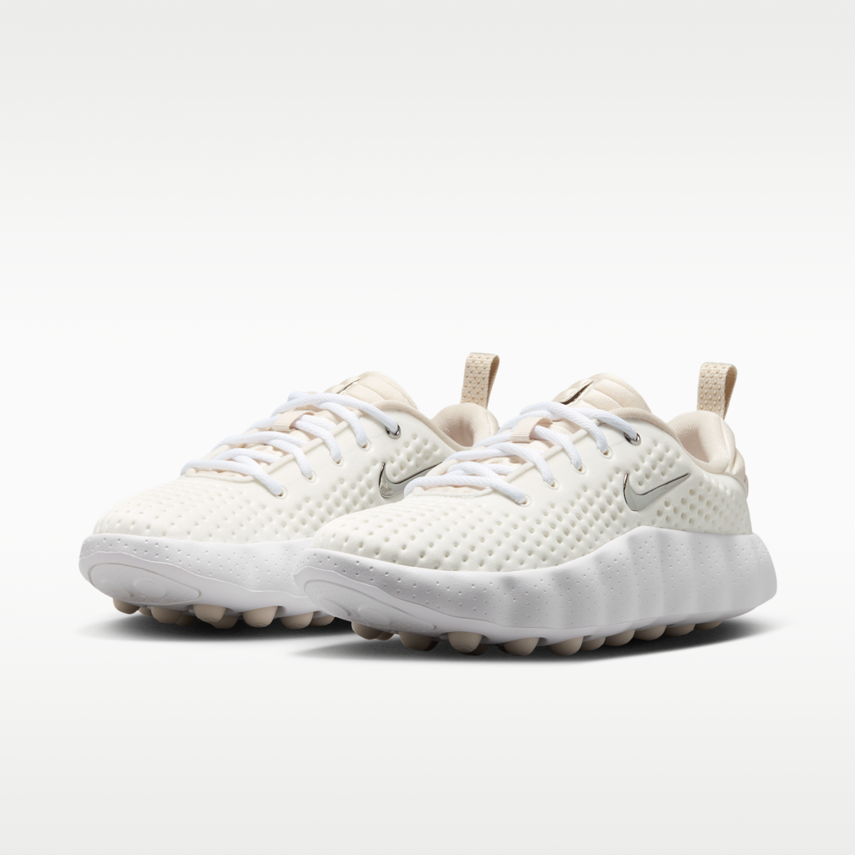 Nike Mind 002 Women's Pregame Shoes - Summit White/Phantom/Light Orewood Brown/Metallic Silver