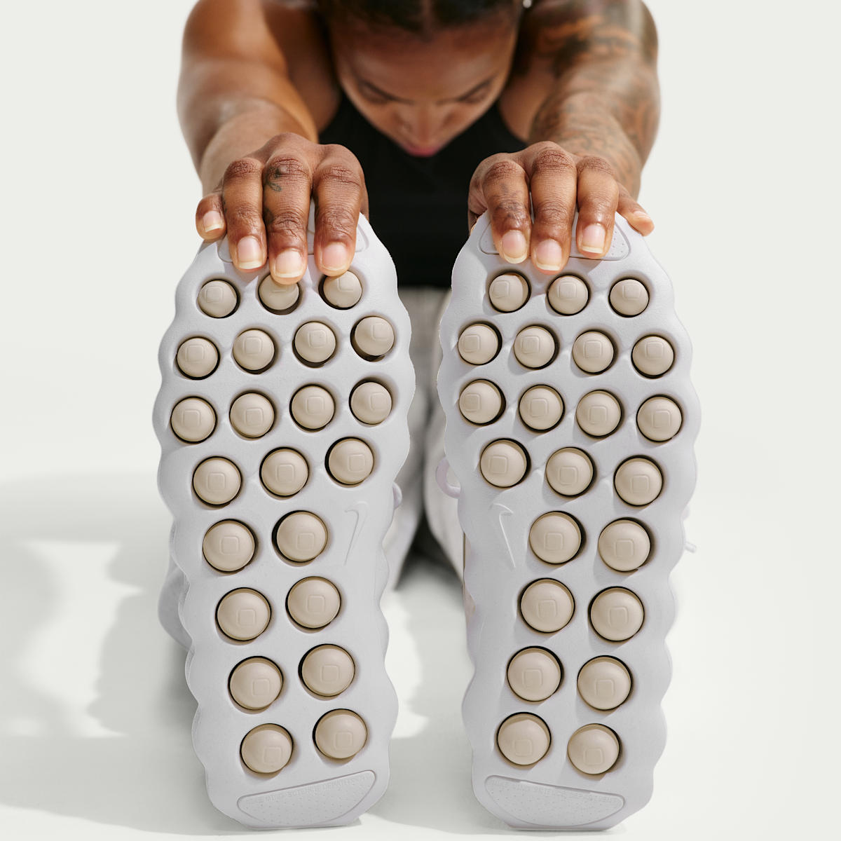 Nike Mind 002 Women's Pregame Shoes - Summit White/Phantom/Light Orewood Brown/Metallic Silver