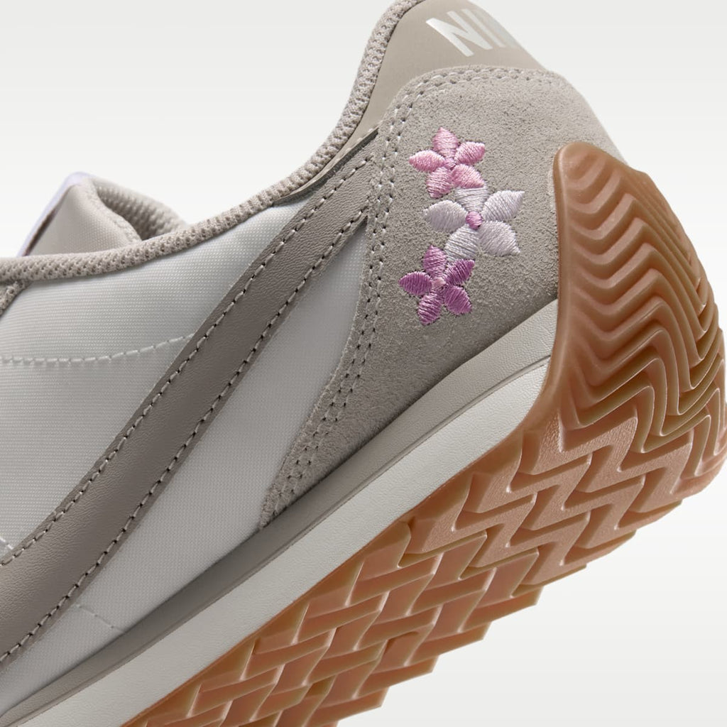 Nike Pacific SE Women's Shoes - Sail/Light Orewood Brown/Bleached Lilac/Cream II