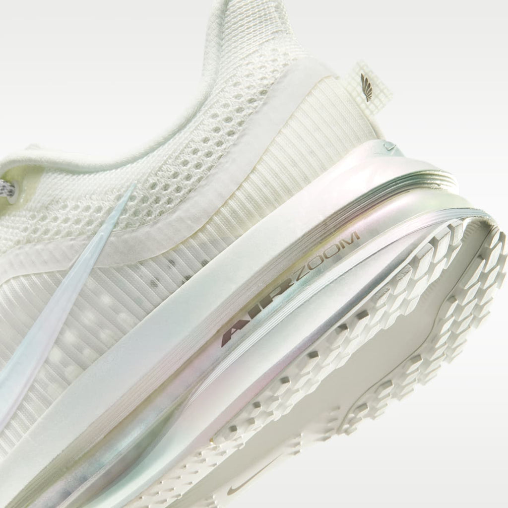 Nike Pegasus Premium Women's Road Running Shoes - Summit White/Pure Platinum/Pencil Point/White