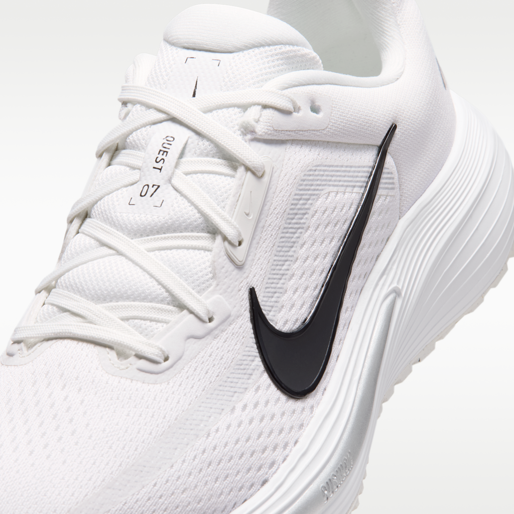 Nike Quest 7 Women's Road Running Shoes - Summit White/White/Metallic Silver/Black