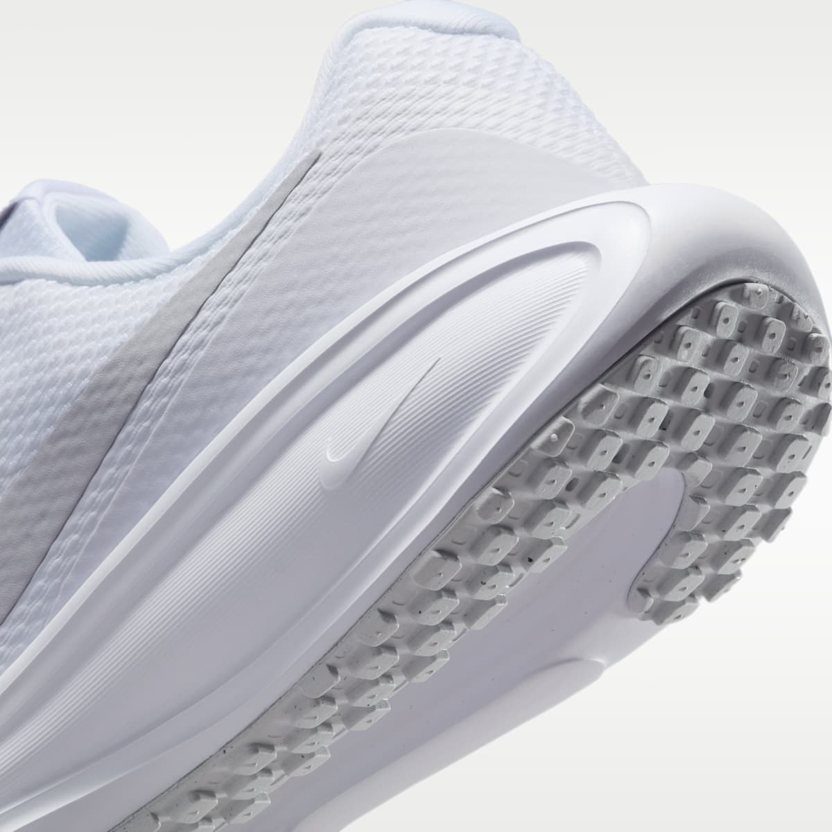 Nike Revolution 8 Women's Road Running Shoes - White/Pure Platinum