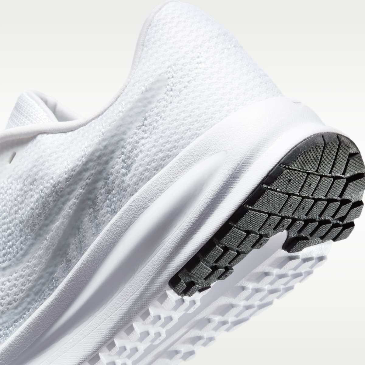 Nike Run Defy Women's Road Running Shoes - White/Black/Pure Platinum