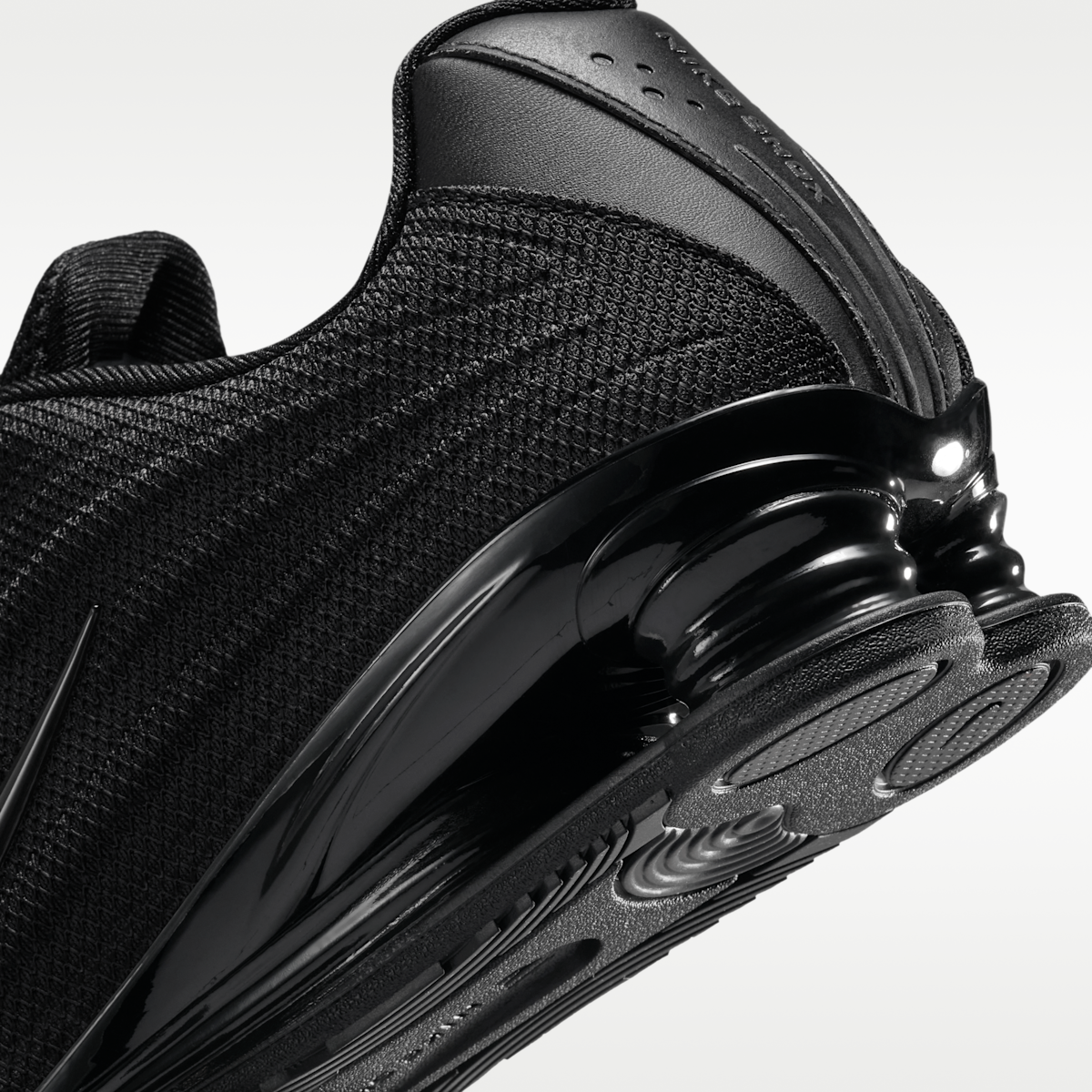 Nike Shox Z Women's Shoes - Black/University Red/Black