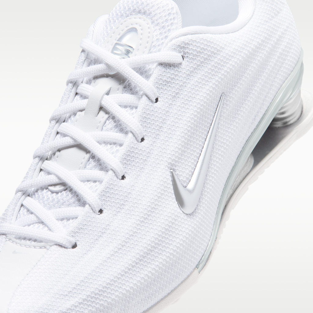 Nike Shox Z Women's Shoes - White/Metallic Silver