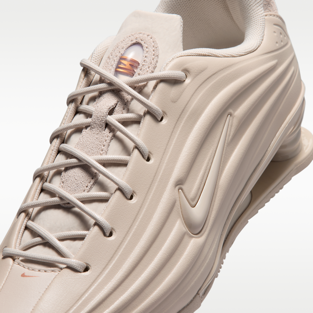 Nike Shox Z S Women's Shoes - Light Orewood Brown/Black/Metallic Copper/Light Orewood Brown