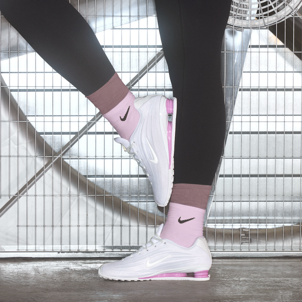 Nike Shox Z Women's Shoes - White/Light Magenta