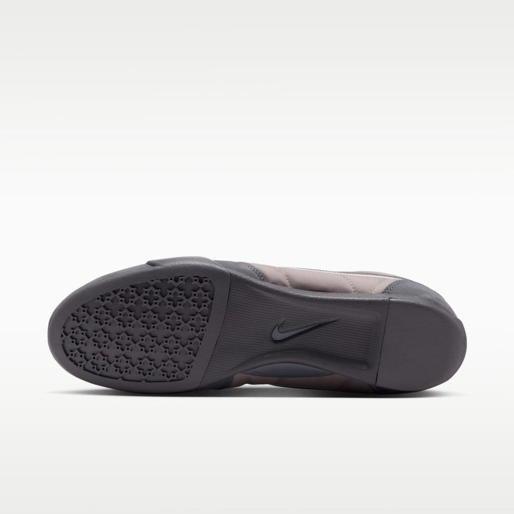 Nike Sprint Sister Women's Shoes - Pencil Point/Enigma Stone/Sail/Pencil Point